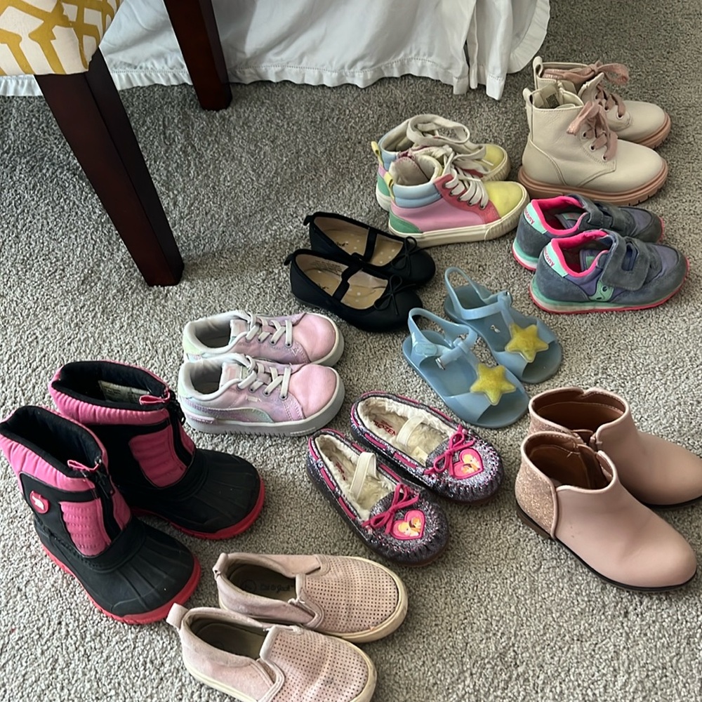 Puma, Cat & Jack, and more toddler size 7 shoes—10 pairs